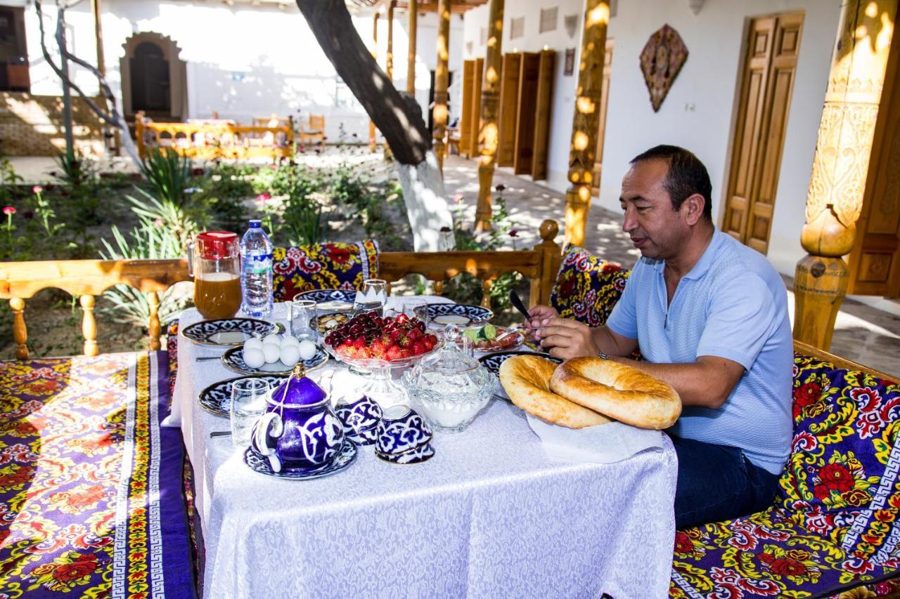 Hovli Poyon Hotel Buchara Exteriör bild