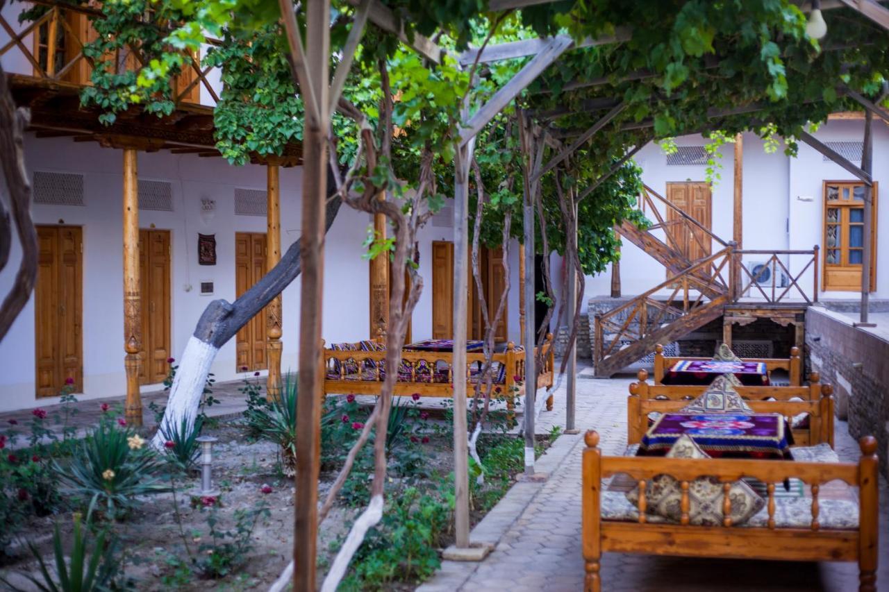 Hovli Poyon Hotel Buchara Exteriör bild