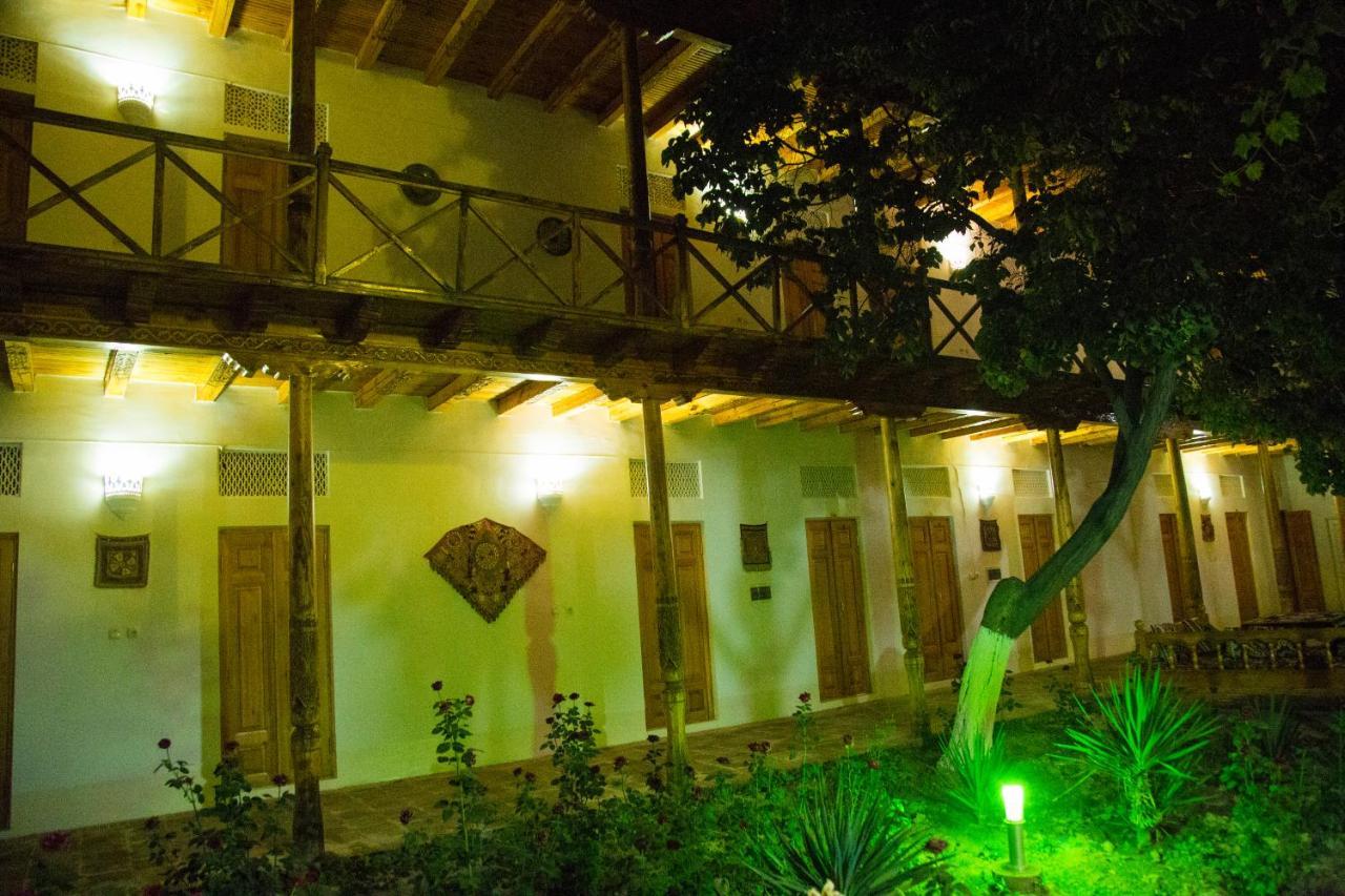 Hovli Poyon Hotel Buchara Exteriör bild