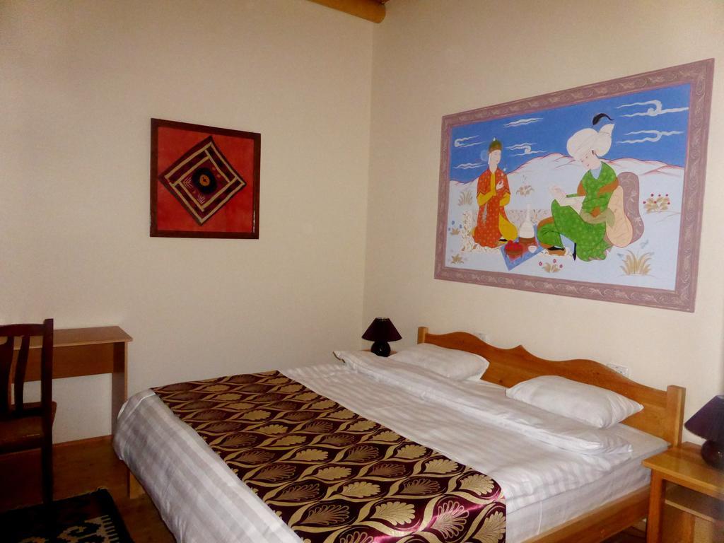 Hovli Poyon Hotel Buchara Exteriör bild